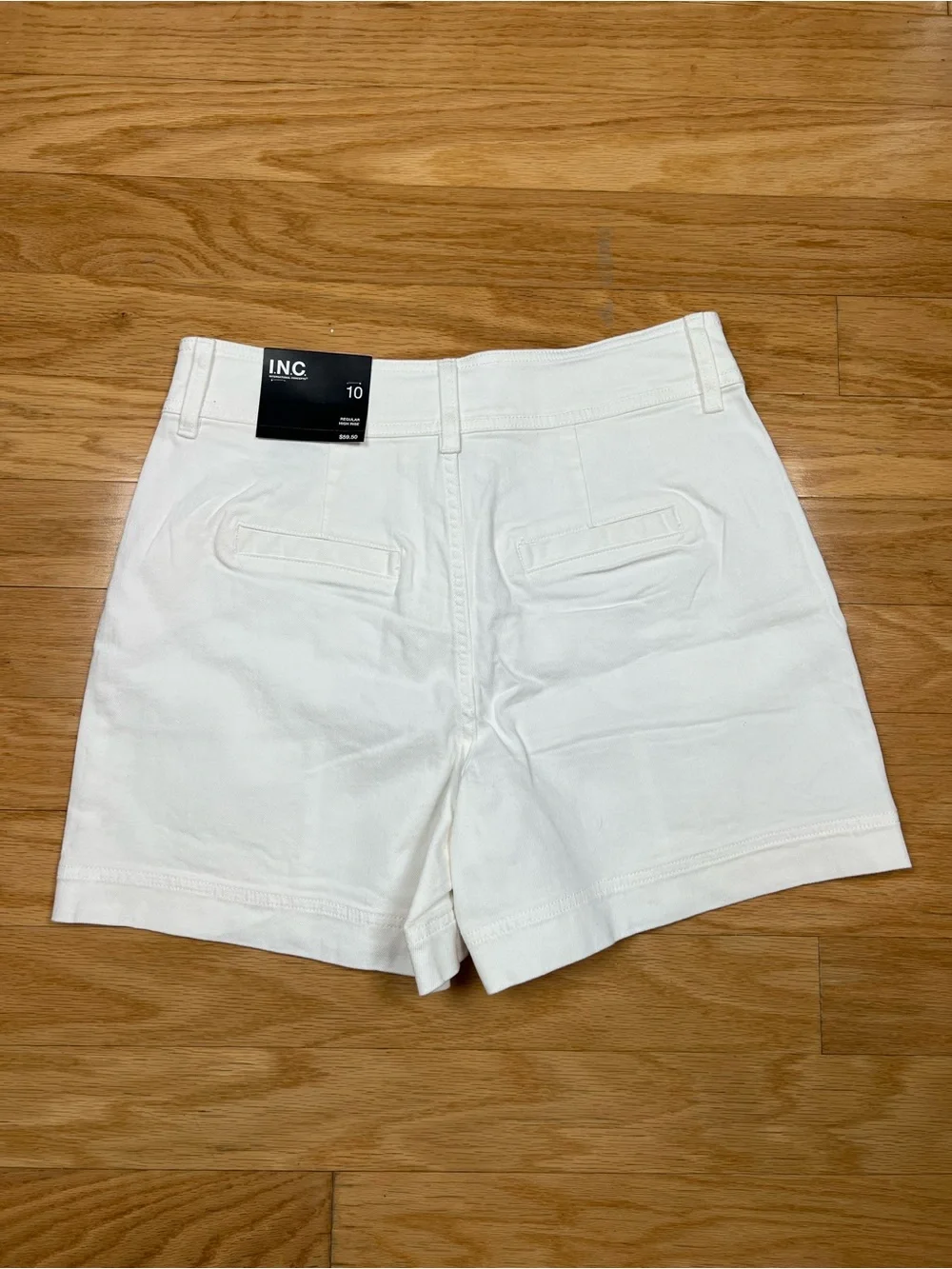 NWT INC International Concepts Bright White High-Rise Trouser Shorts